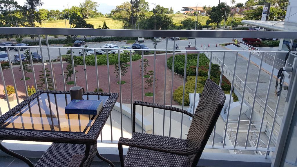 Ferienwohnung Relaxing Wind Tagaytay City Exterior foto